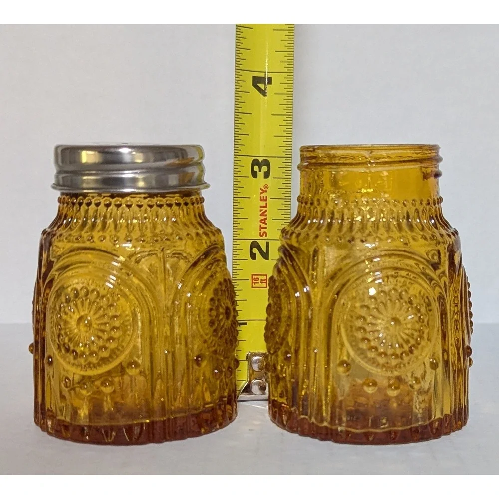 Retired Pioneer Woman Amber Glass Adeline Salt & Pepper Shakers 3.25